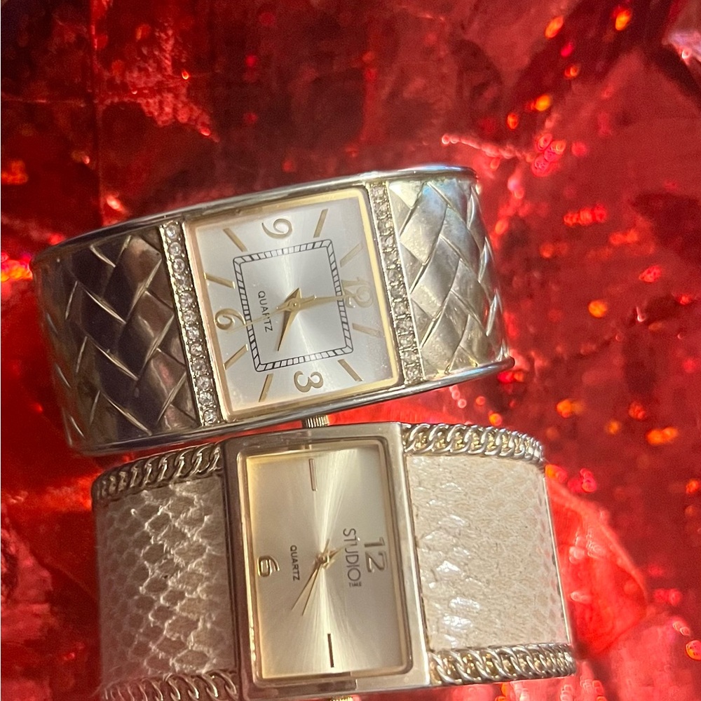 Stylish Silver and Gold Women's Quartz Watches
